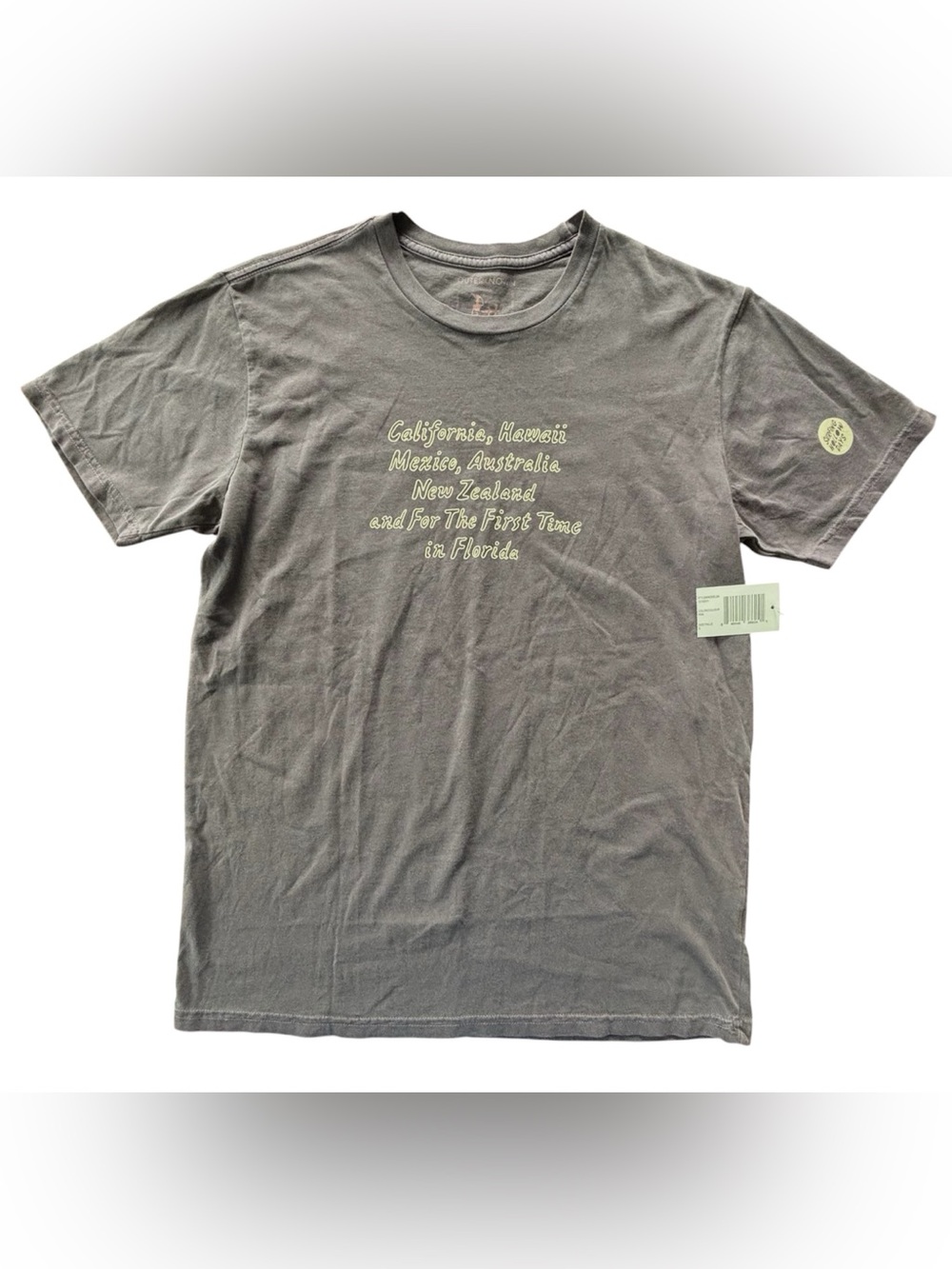Outerknown x Bruce Brown Films Men’s T-Shirt Surfing Hollow Days Size Small NWT
